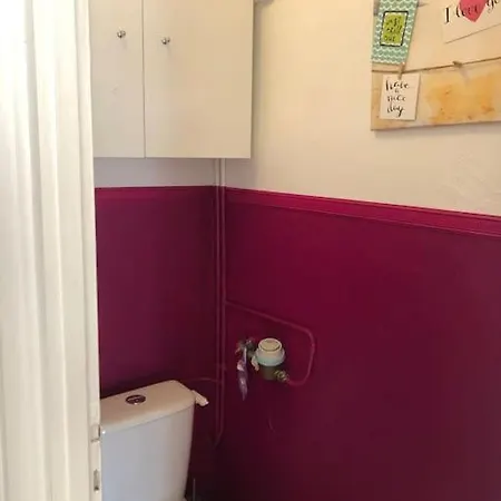 Balcon, Place De Parking, Centre 瓦朗斯