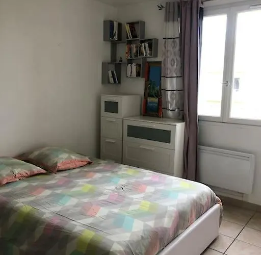 Balcon, Place De Parking, Centre