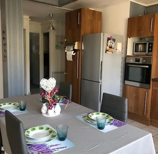 Balcon, Place De Parking, Centre * 瓦朗斯