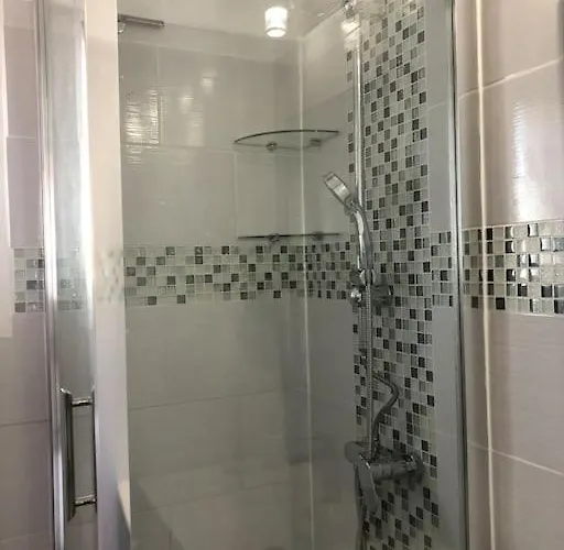 Balcon, Place De Parking, Centre 公寓 瓦朗斯