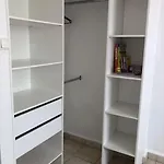 Apartment Balcon, Place De Parking, Centre Valence (Drome)