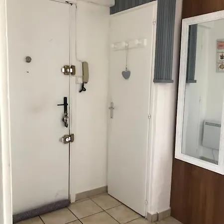 Balcon, Place De Parking, Centre Valence (Drome)