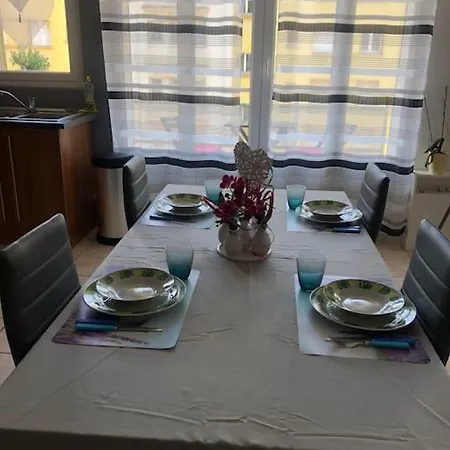 Balcon, Place De Parking, Centre Valence (Drome)