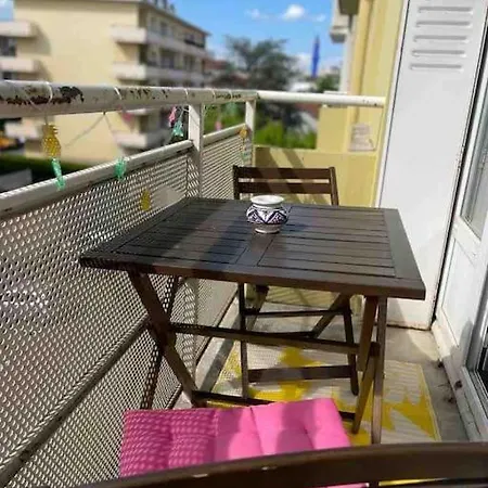 Apartment Balcon, Place De Parking, Centre Valence (Drome)