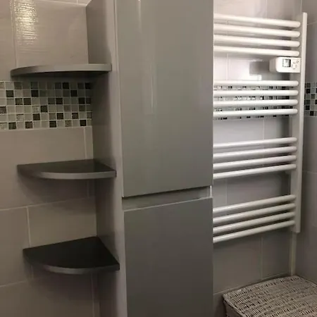 Apartment Balcon, Place De Parking, Centre