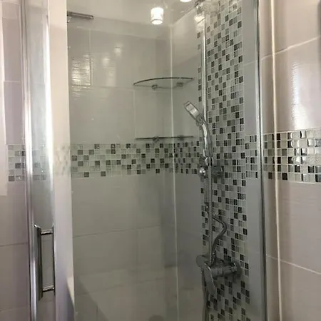 Balcon, Place De Parking, Centre Apartment Valence (Drome)