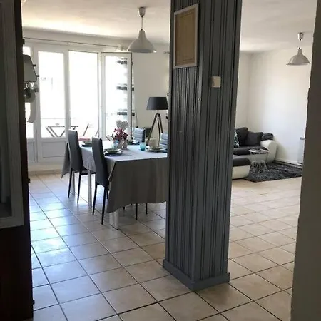 Balcon, Place De Parking, Centre Apartment Valence (Drome)