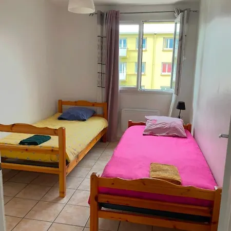 Balcon, Place De Parking, Centre *